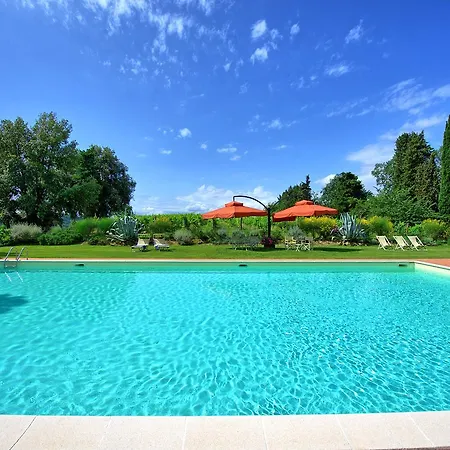 Villa Lorenza By Posarellivillas