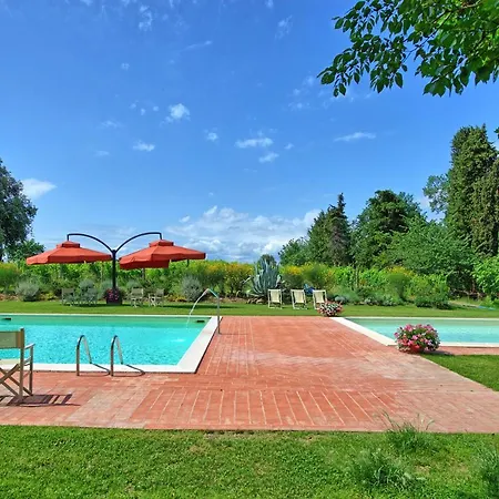 Villa Lorenza By Posarellivillas
